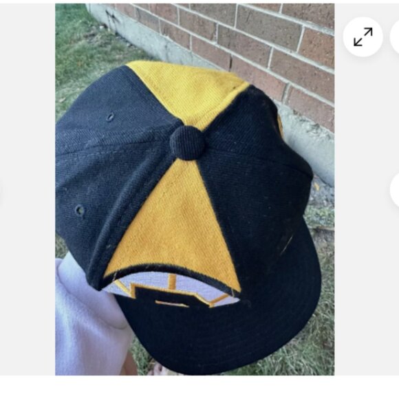 Boston Bruins Vintage Snapback hat by American Needle Light Up Logo NHL Wool - Picture 9 of 9